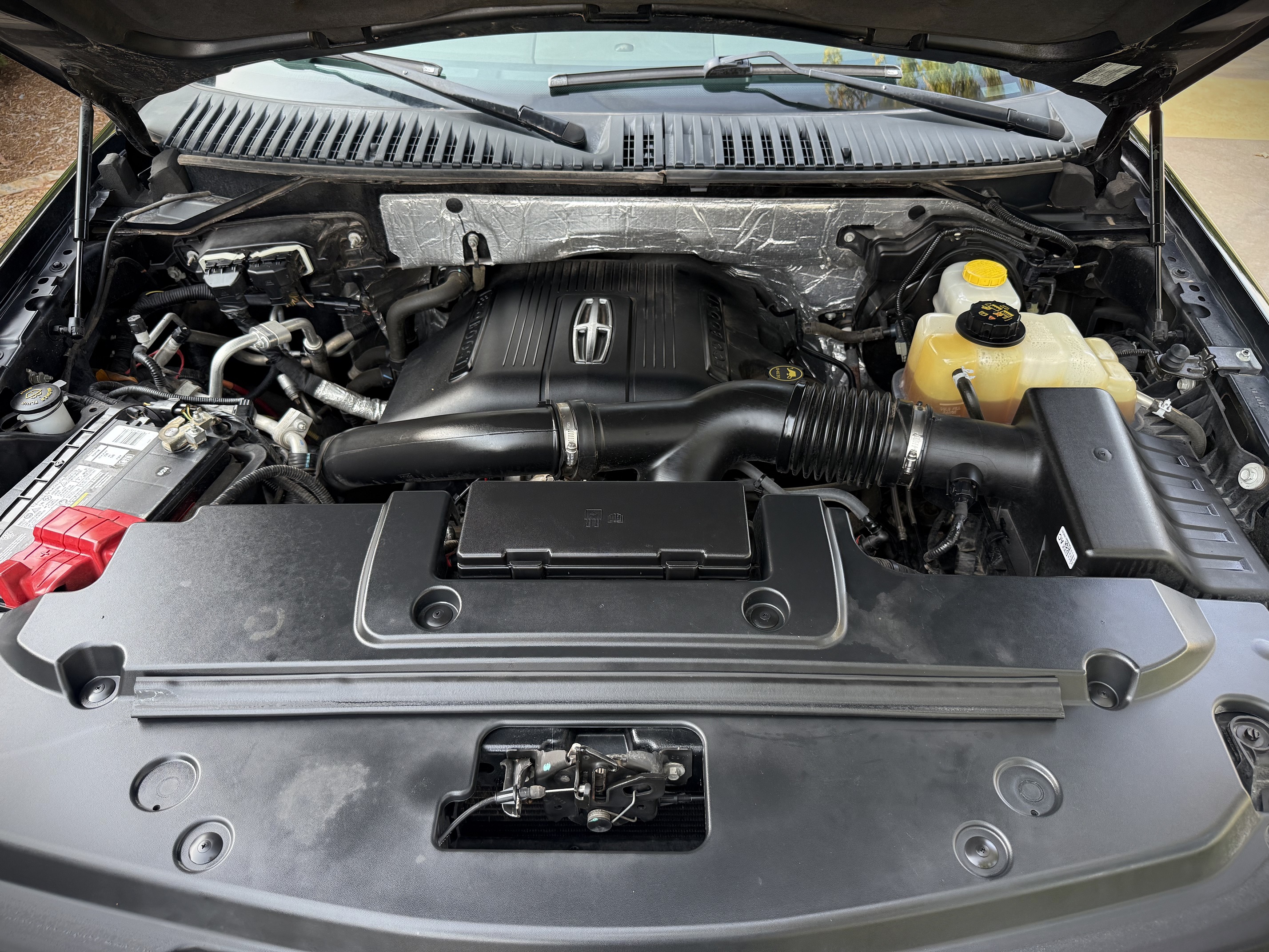 2016 Lincoln Navigator Select - Photo 3