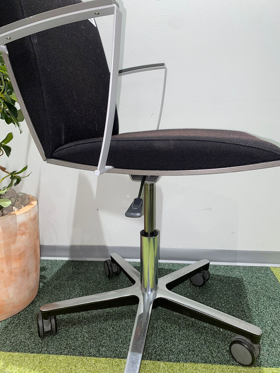 Pikkukuva: Isku toimistotuoli / työtuoli / asiakastuoli