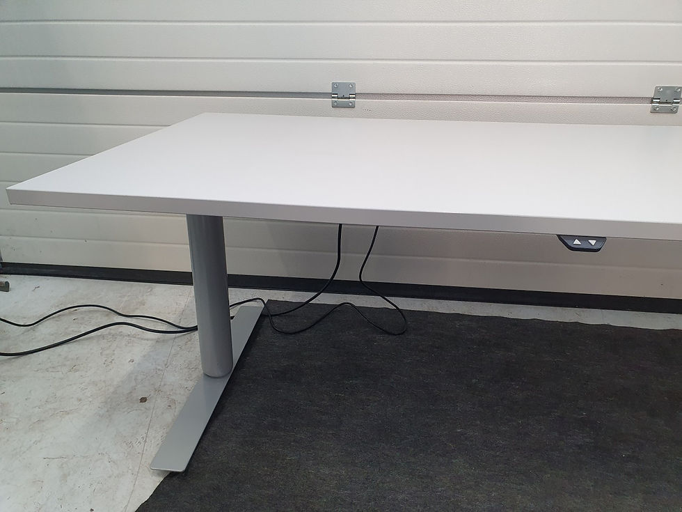 Pikkukuva: Isku kulmasähköpöytä 260cm x 160/80cm - MYYTY