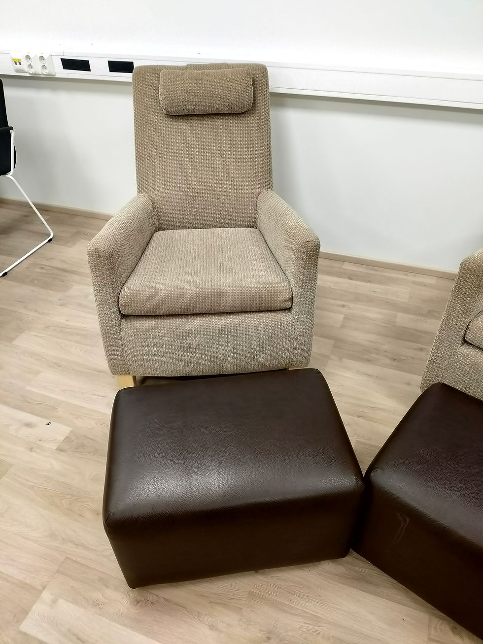 Pikkukuva: HT Collection-nojatuoli - 2 tuolia varastossa