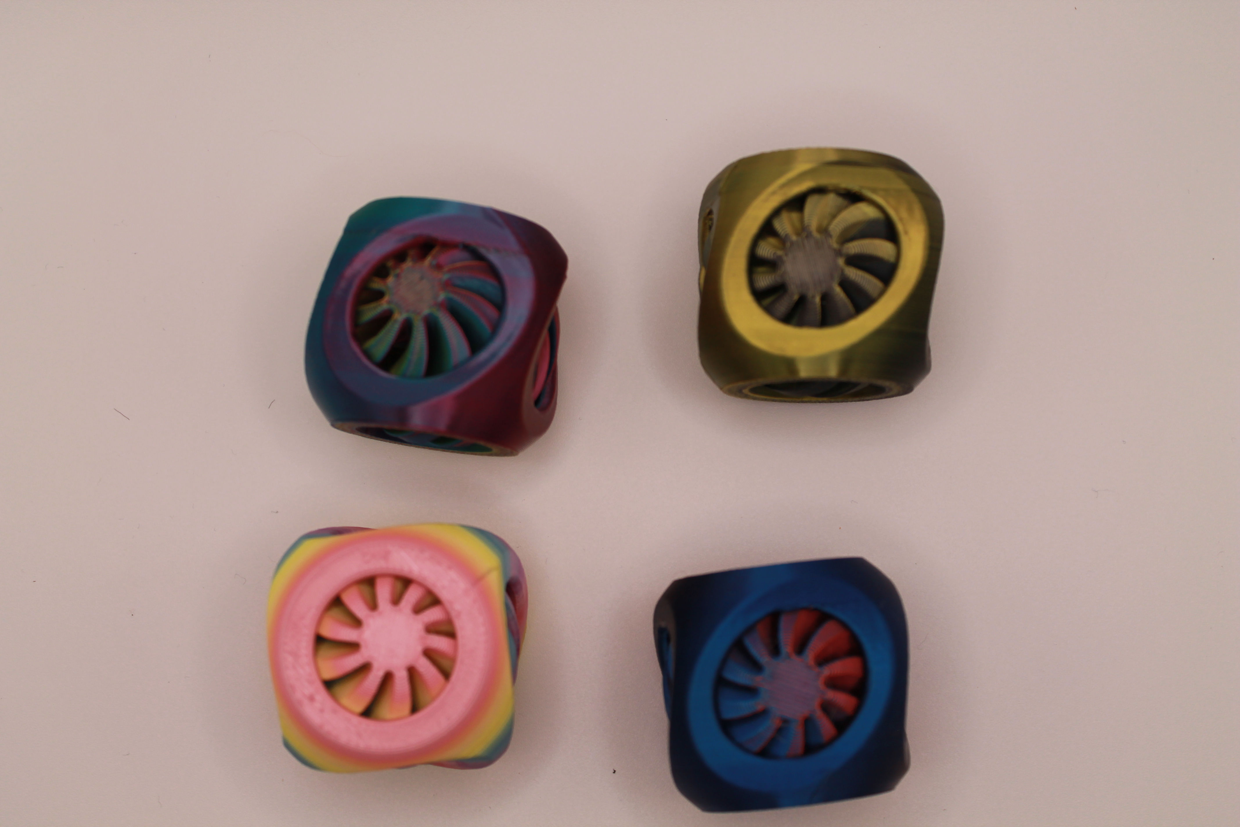 Fidget SpinDot – drehbarer Ball | Stressabbau & Geschenkidee