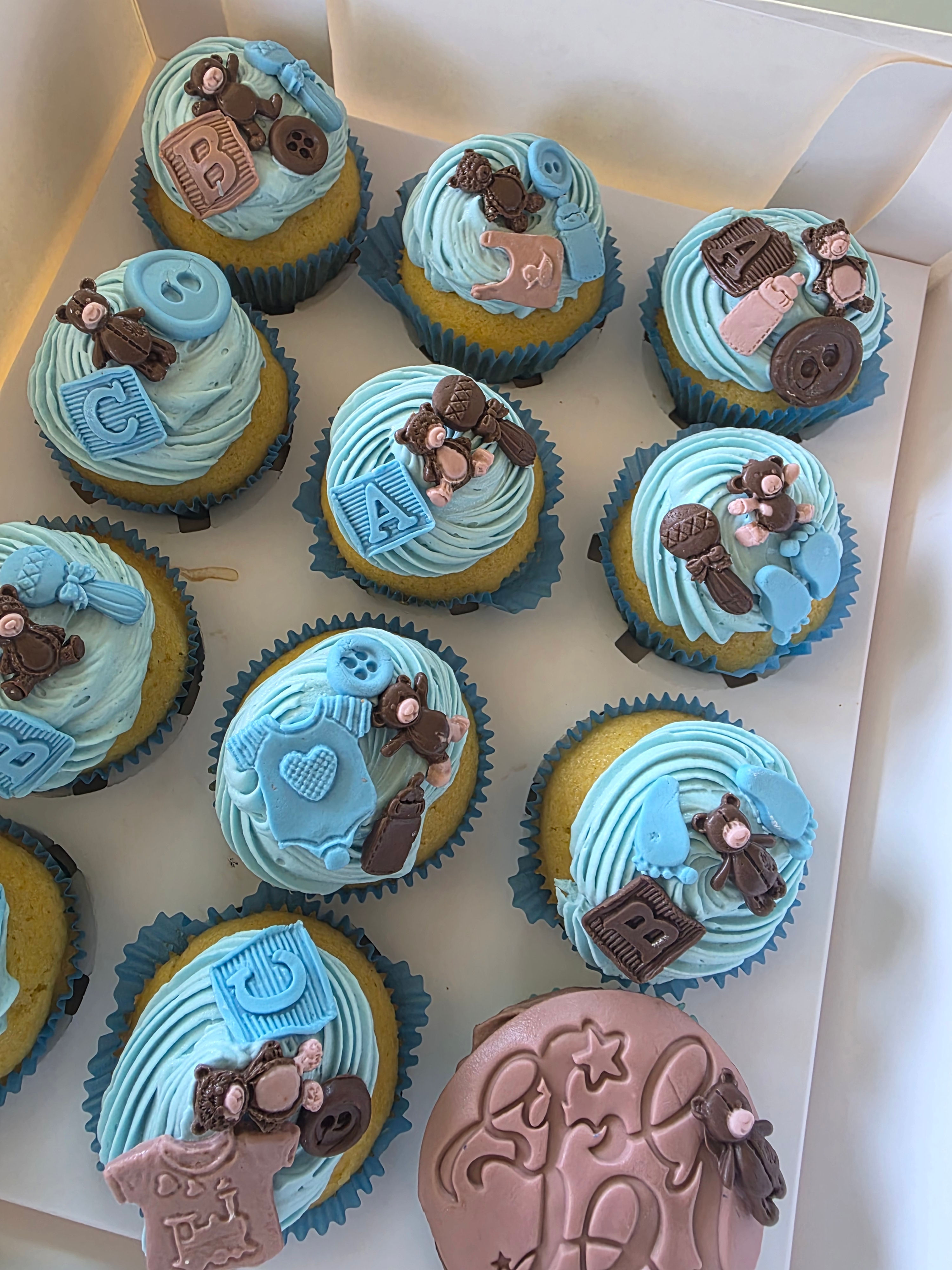 Baby Shower Cupcakes