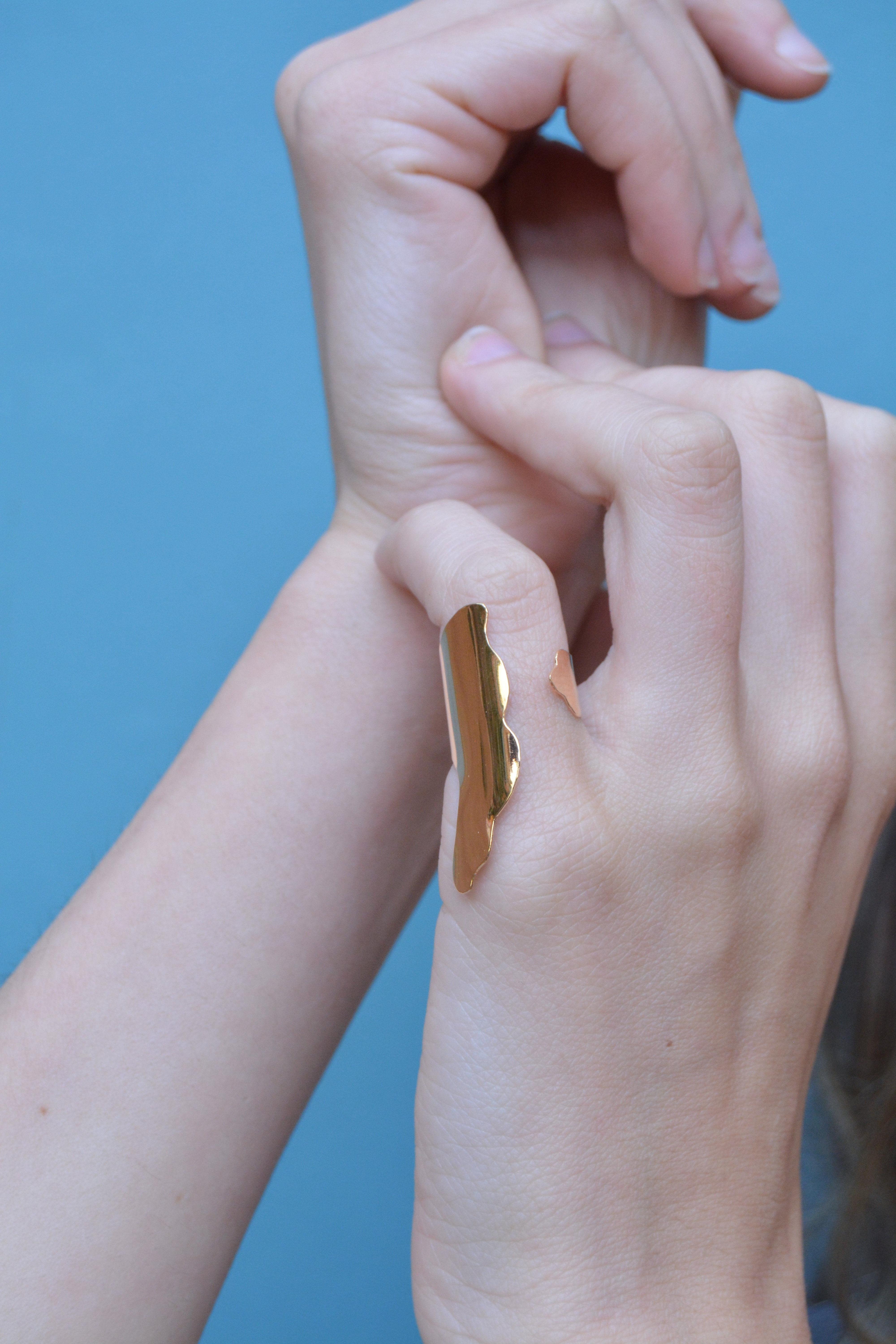 grande Bague lisse et doré Anse