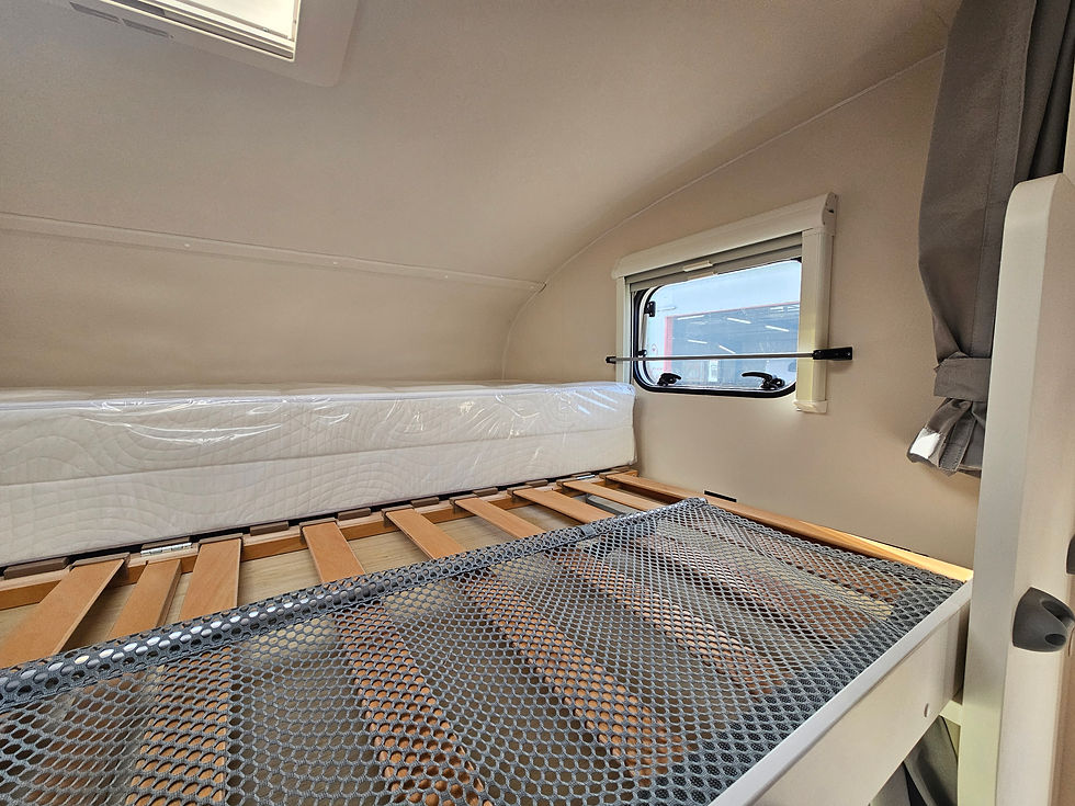 Sunlight A70 B91417 (39).jpg