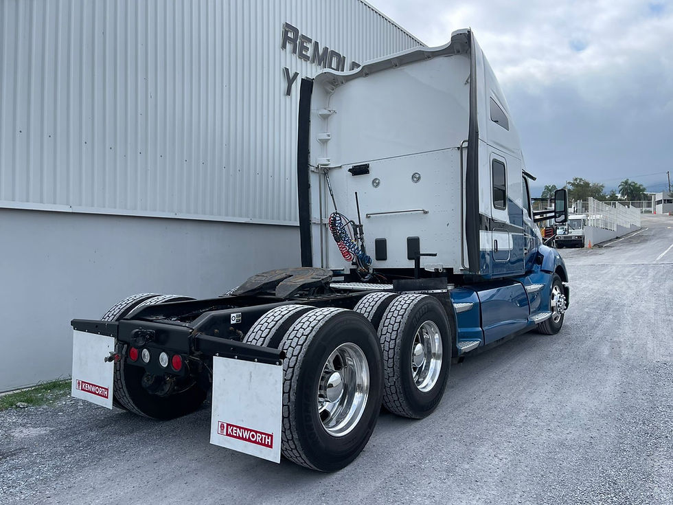 Miniatura: 2017 Kenworth T680 76" Cummins ISX - Tractocamión