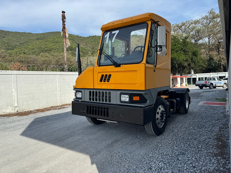 Miniatura: 2017 Ottawa Comando 30 Cummins QSB 6.7 - Camión de patio
