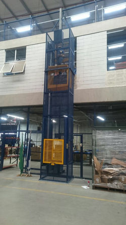 Elevador Monta Carga