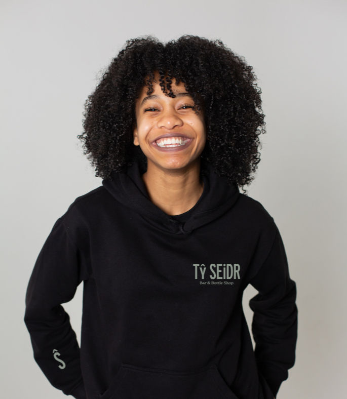 Thumbnail: Tŷ Seidr Hoodie - Black