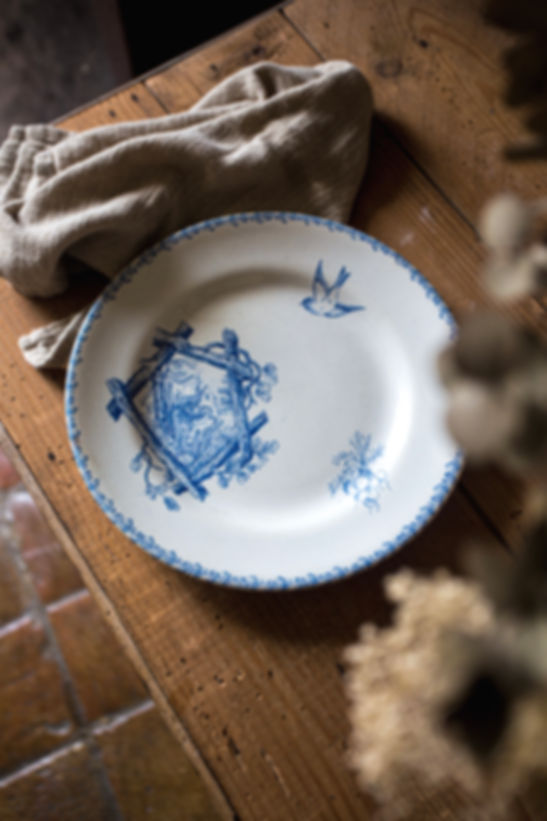 Assiette ancienne - Terre de Fer Cie Franco-anglaise