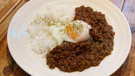 新メニュー・野菜＆ひき肉たっぷりキーマカレー