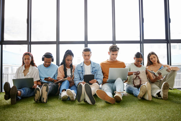 Gen Z using technology.
