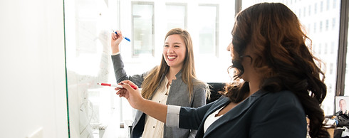 discussing-facial-expression-indoors-118