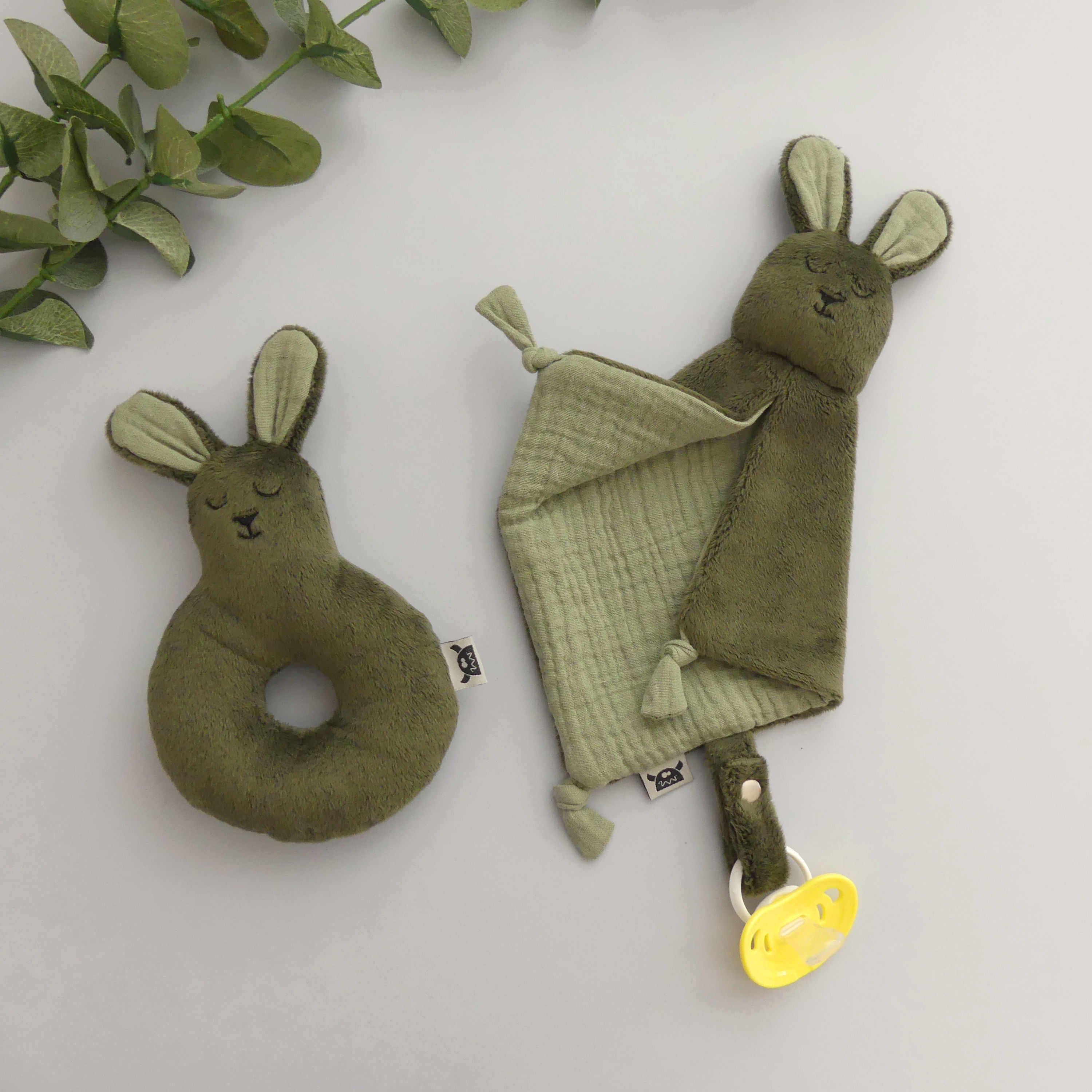 SET/ Billy plush + rattle (kaki)