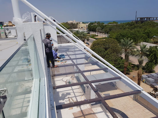 CANTILEVER PERGOLA STRCUTURE