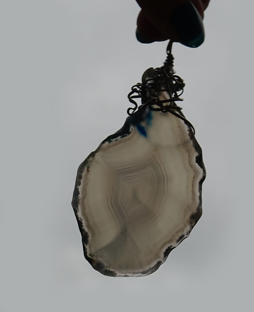Thumbnail: Agate geode pendant