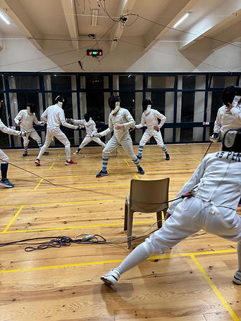 entrainement salle armes sept25.JPG