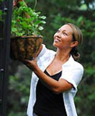 Grace_DeLaRosa-HangPlanter-b.jpg