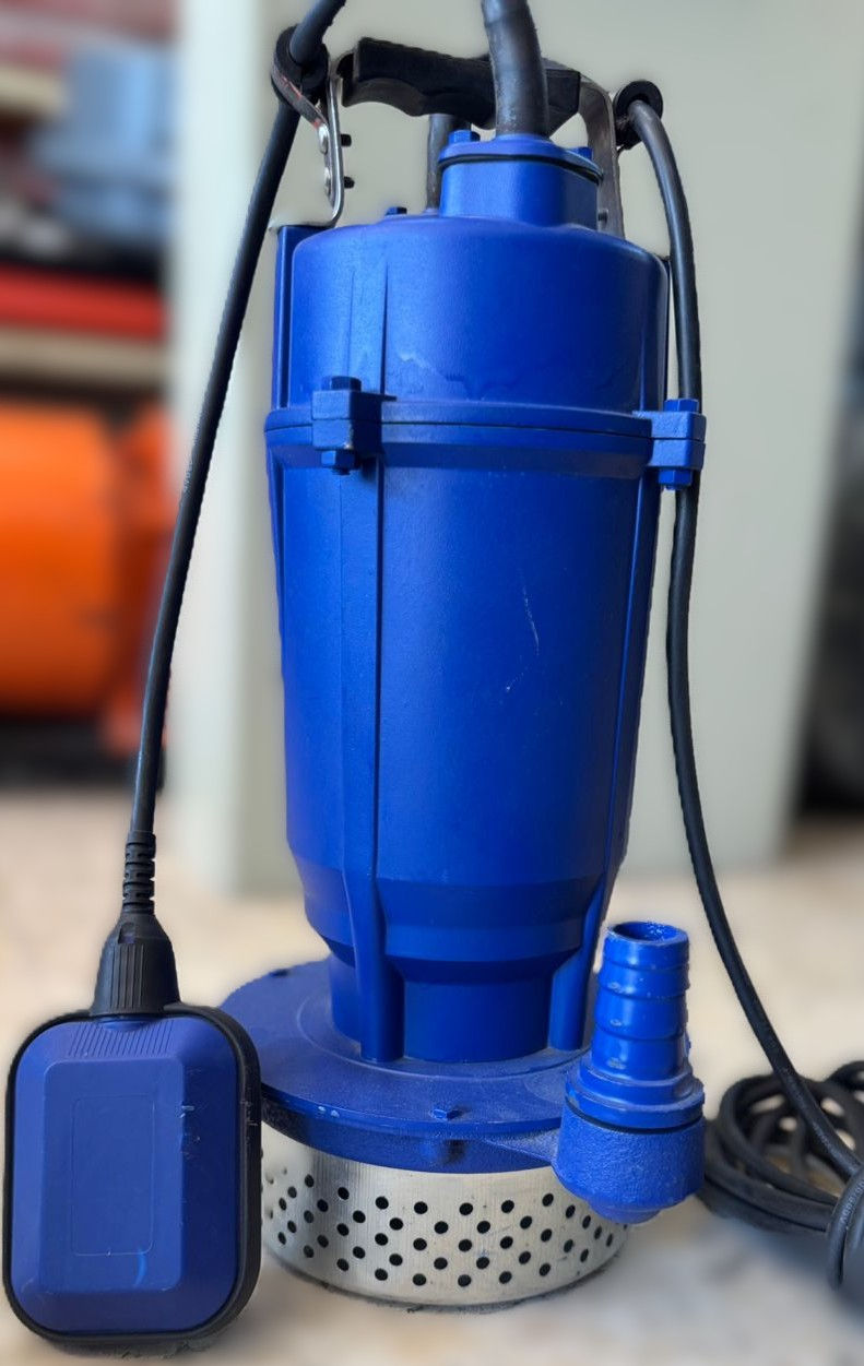 Thumbnail: Swimming pool & Submersible pumps - مضخات سباحة وغاطس