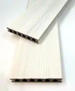 דק סינטטי לבן