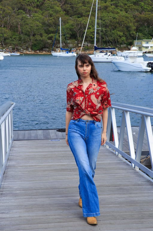 Handrawn Women Top/Merah Crane Cropped Box Shirt image 3