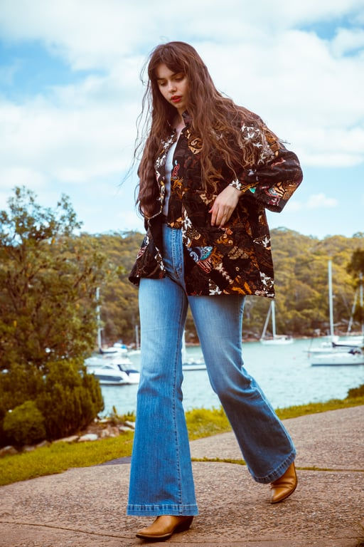 Handrawn Women Jacket/Malam Story image 3