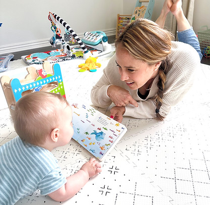 speech_language_pathologist_interacting_