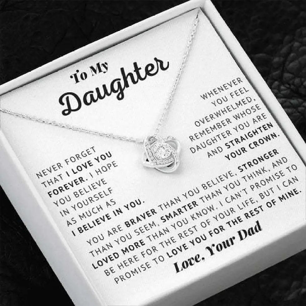 Thumbnail: Elegant Heart Clavicle Chain – Gift for Daughter