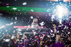 marshmello-dj-music-live-wide