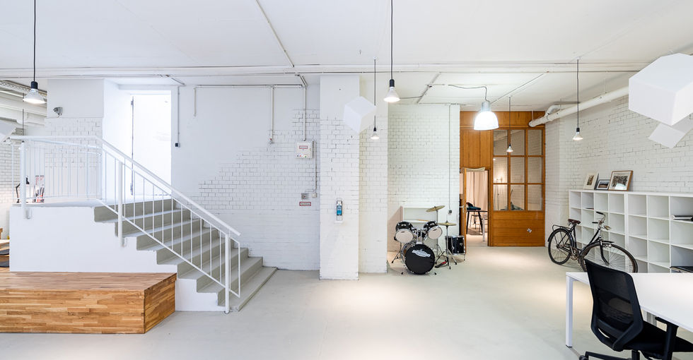 Boden streichen Bank bauen