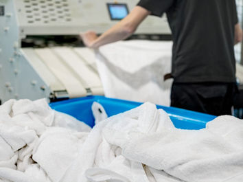  Linen Service 