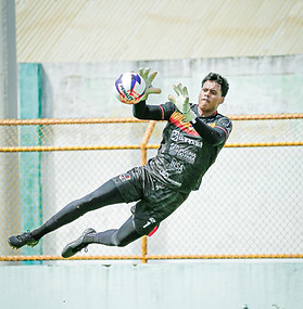 CLAUDIO VITOR_edited.jpg