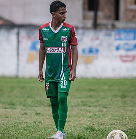 GUSTAVO DE JESUS_edited.jpg