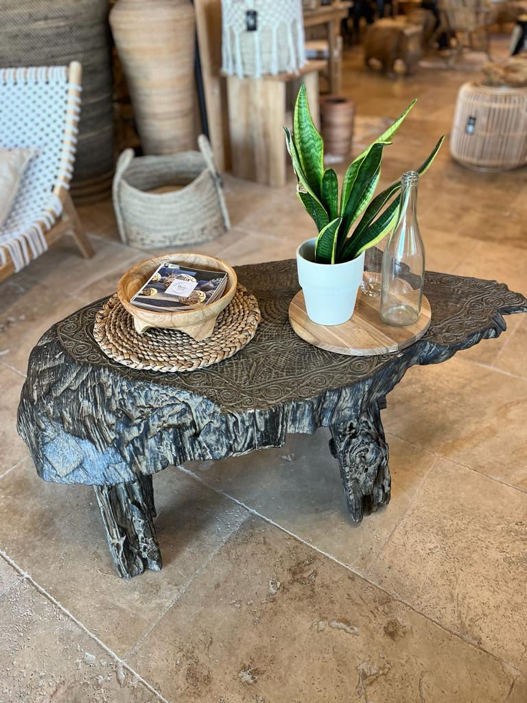 Table basse sculptée en palmier TORTLE