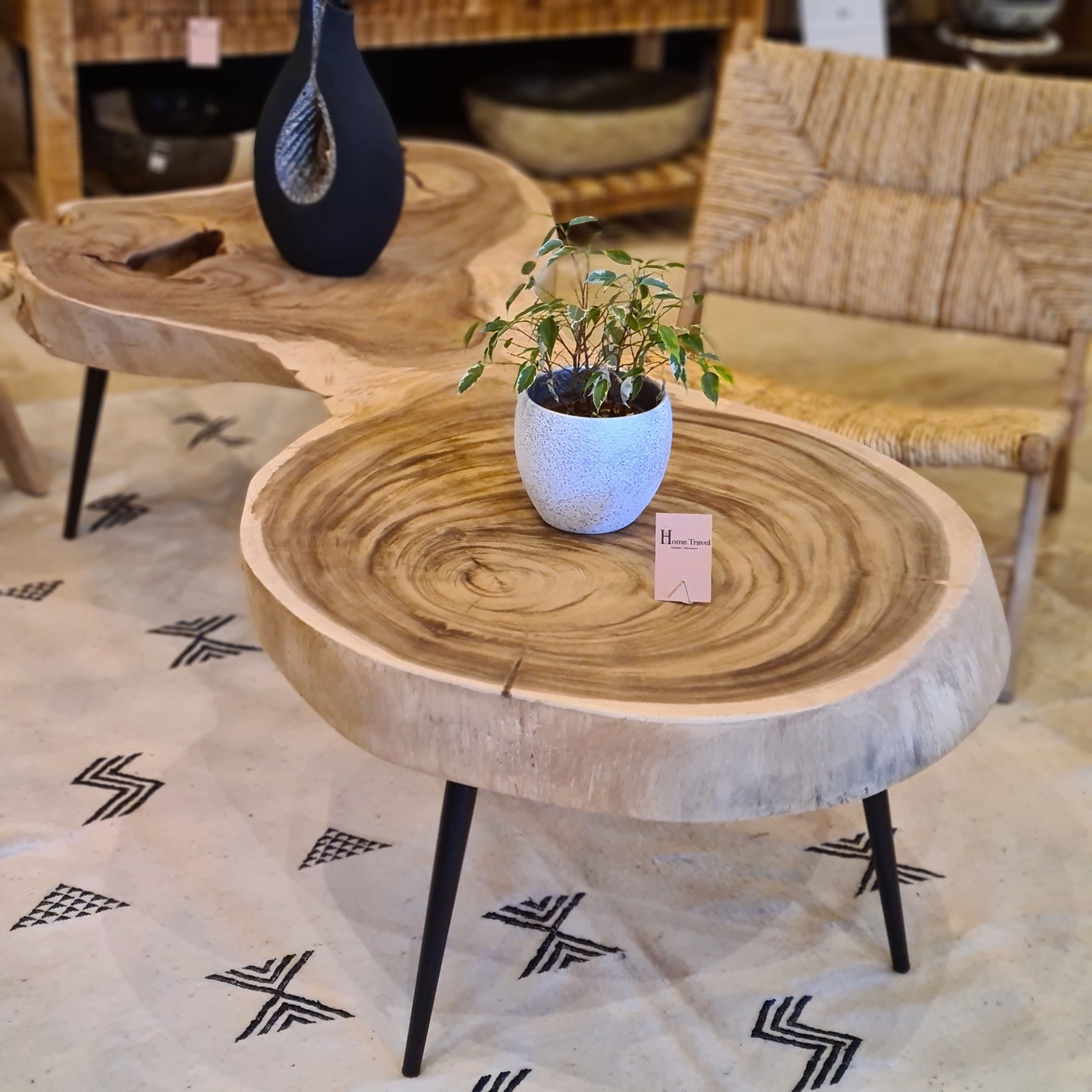 Table basse en suar vue de face