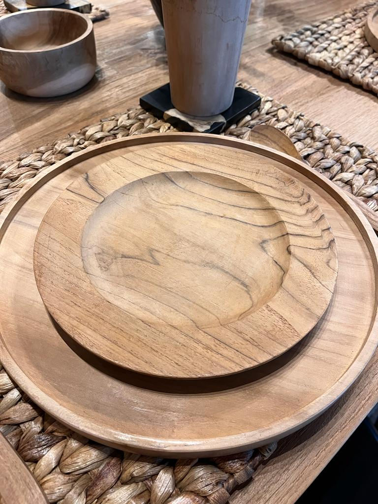 assiettes en bois de teck