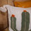 Miniature : coussin brodé