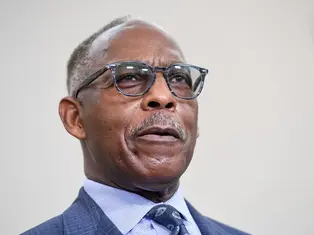 FORMER CHIEF JUSTICE INSPIRES STUDENTS