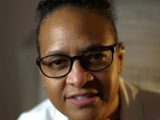 Felecia Greenlee draws art with a southern theme