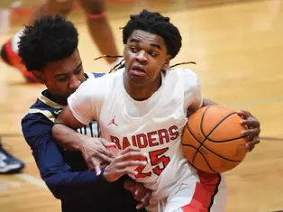 Greenville Tops Spartanburg in Boys Basketball