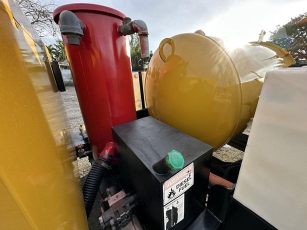 Thumbnail: 2013 Vermeer Vac-Tron LP555