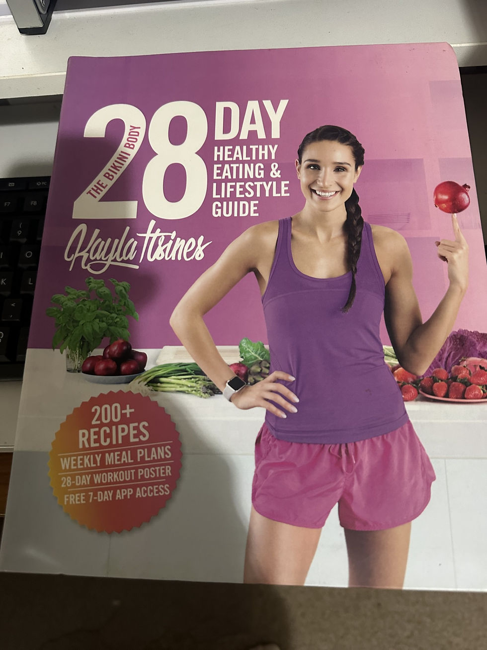28 Day Healthy Eating & Lifestyle Guide-Kayla Itsines