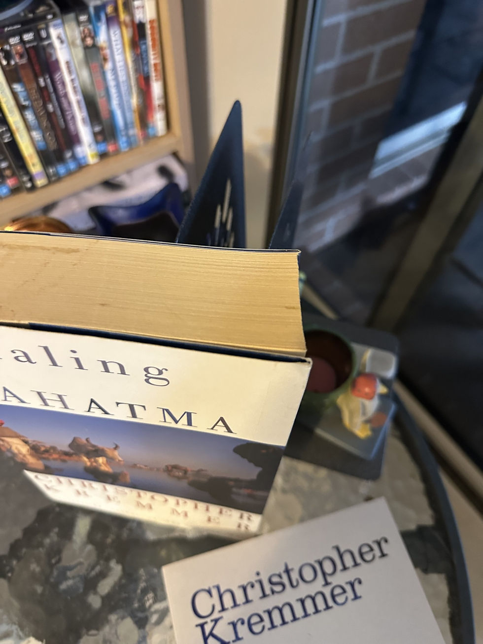 Thumbnail: Inhaling the Mahatma