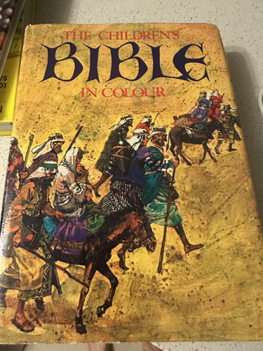 The Children's Bible in Colour | Pete's Loved Books