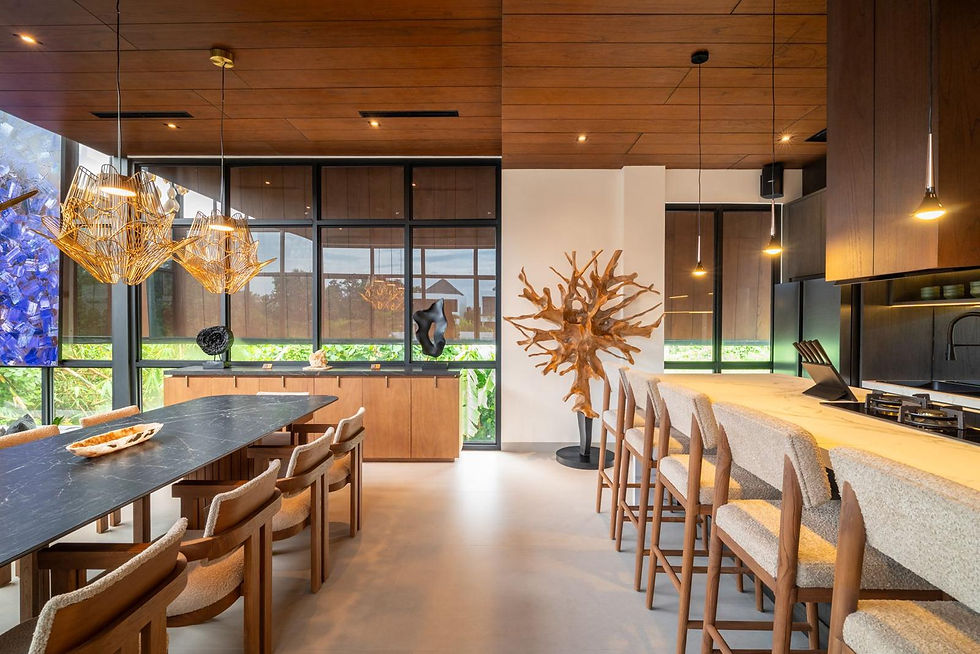 space8; dining.jpg
