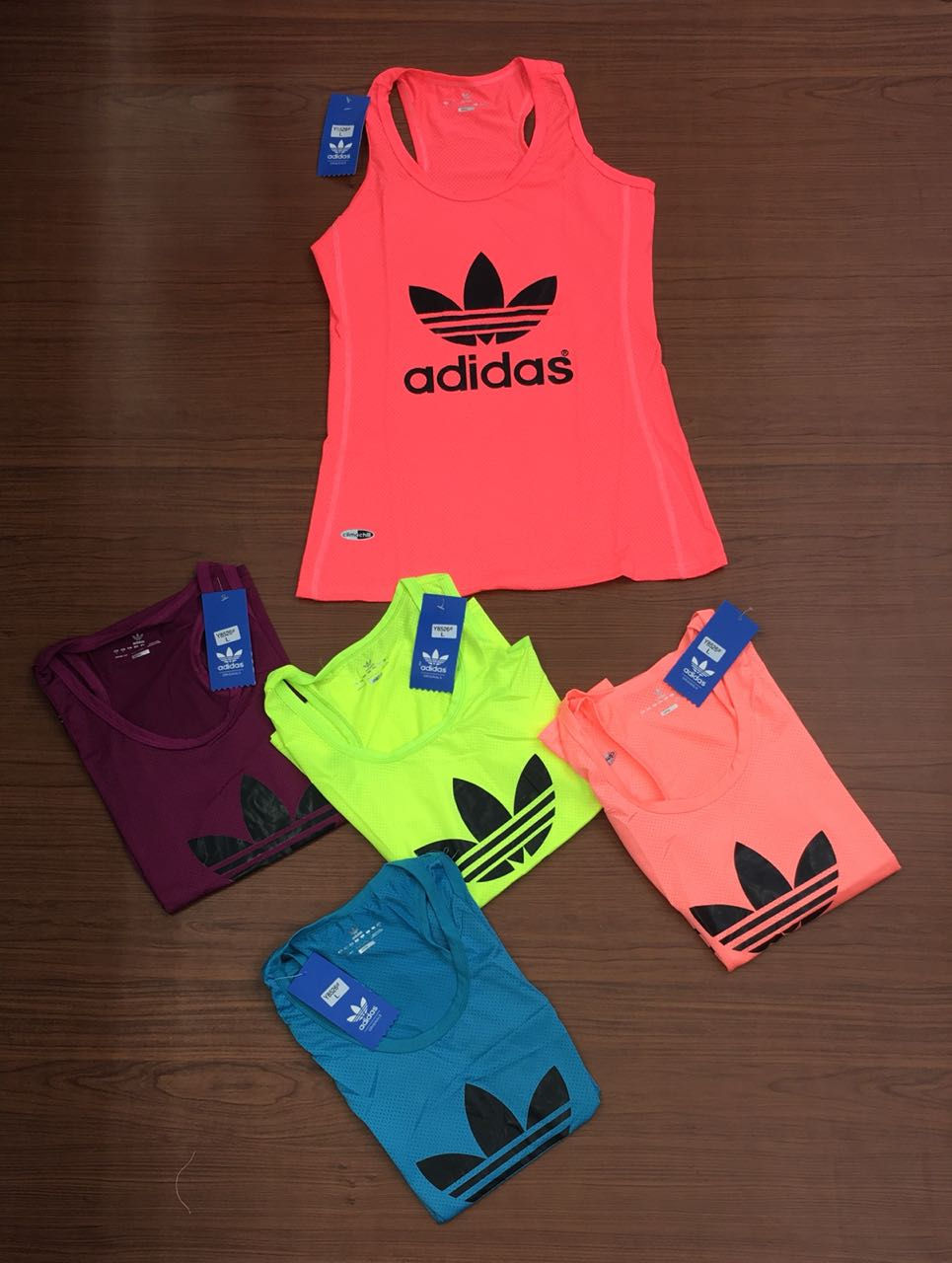 Blusas adidas cortas hot sale