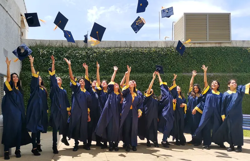 Graduados Pearson 1.webp