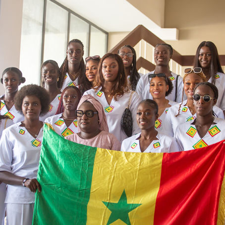 AfroBasket 2025 : les Lionnes de la Téranga reçoivent le drapeau national, avec l’honneur et la pression de toute une nation