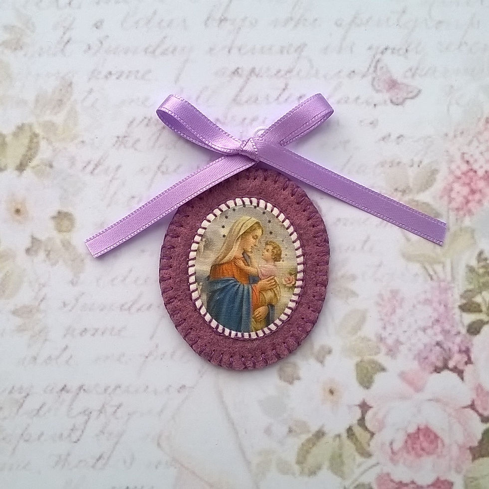 Miniature : Médaillon brodé main "la Sainte Mère de Dieu et l'Enfant Roi"
