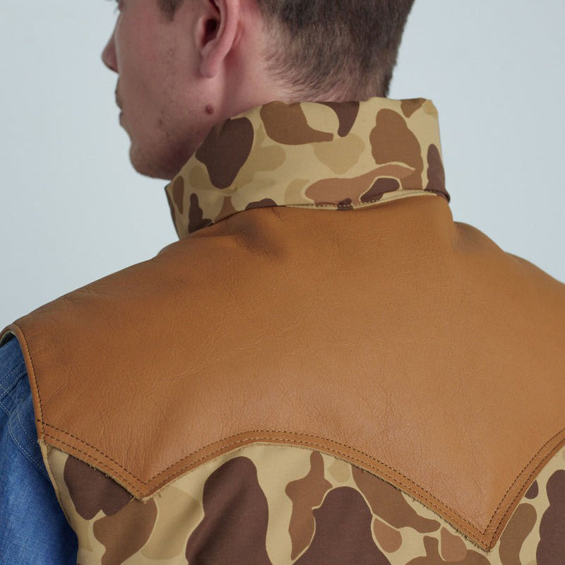 Thumbnail: ROCKY MOUNTAIN FEATHERBED Down Vest Hunter Camo
