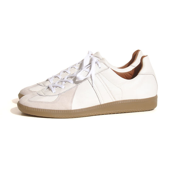 REPRODUCTION OF FOUND German Military Trainer White | Pereffs